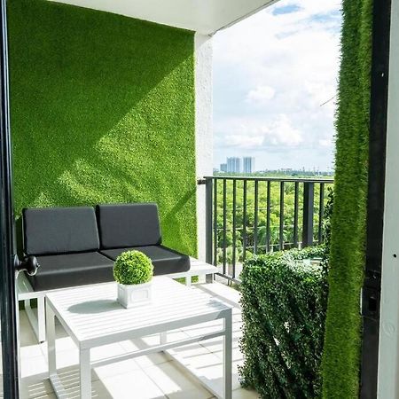 Live In Style! Apartment North Miami Beach Exterior photo